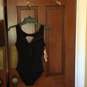 Accent your curves with this Never worn one of a kind designer sexy swimsuit. 8